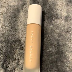 Fenty beauty foundation